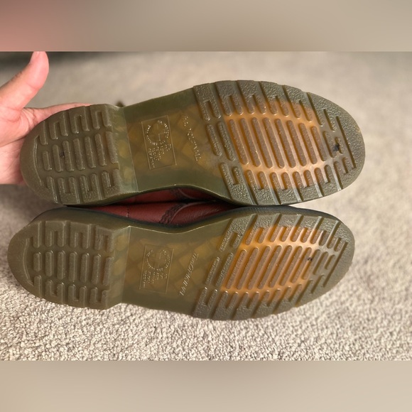 Men’s Doc Martins Leather Lace Up, Cherry, size 10 - Picture 5 of 5